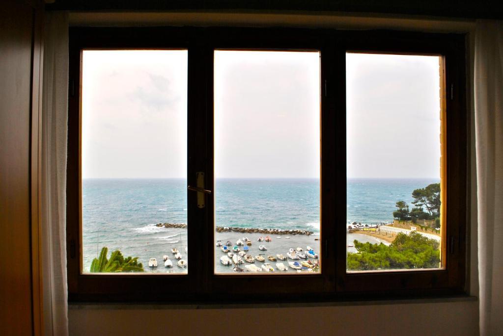 Albergo Miramare Castiglioncello Ruang foto