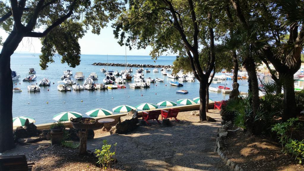 Albergo Miramare Castiglioncello Bagian luar foto