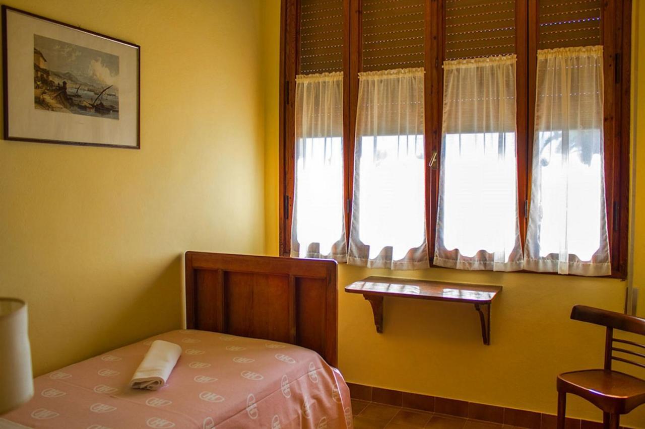 Albergo Miramare Castiglioncello Bagian luar foto